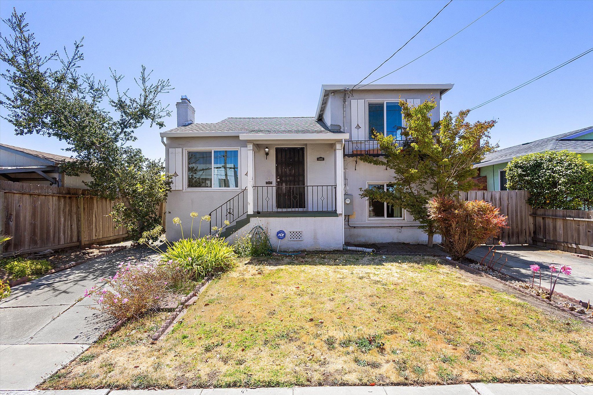 208 Pacific Ave