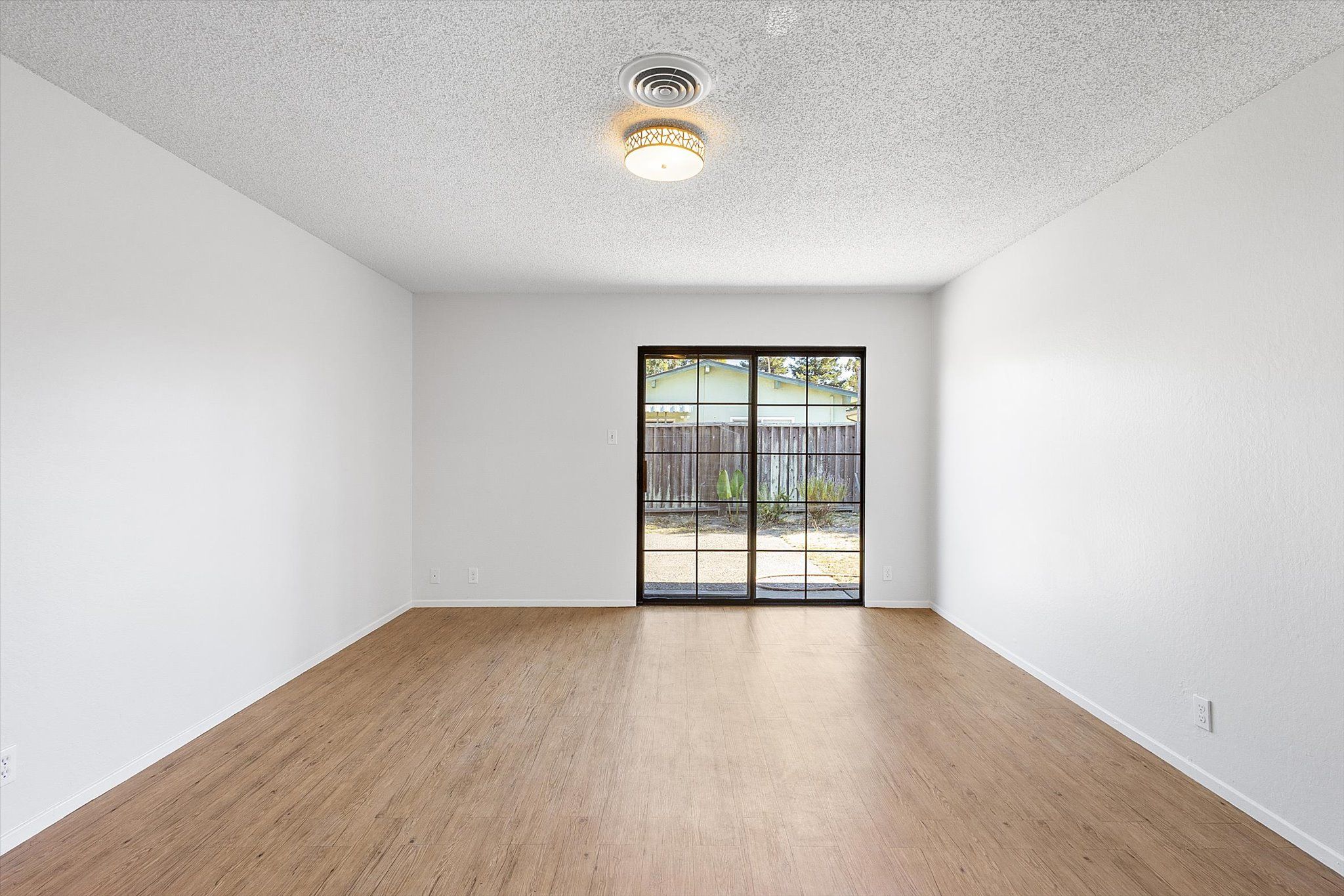 1256 Rosewood Way