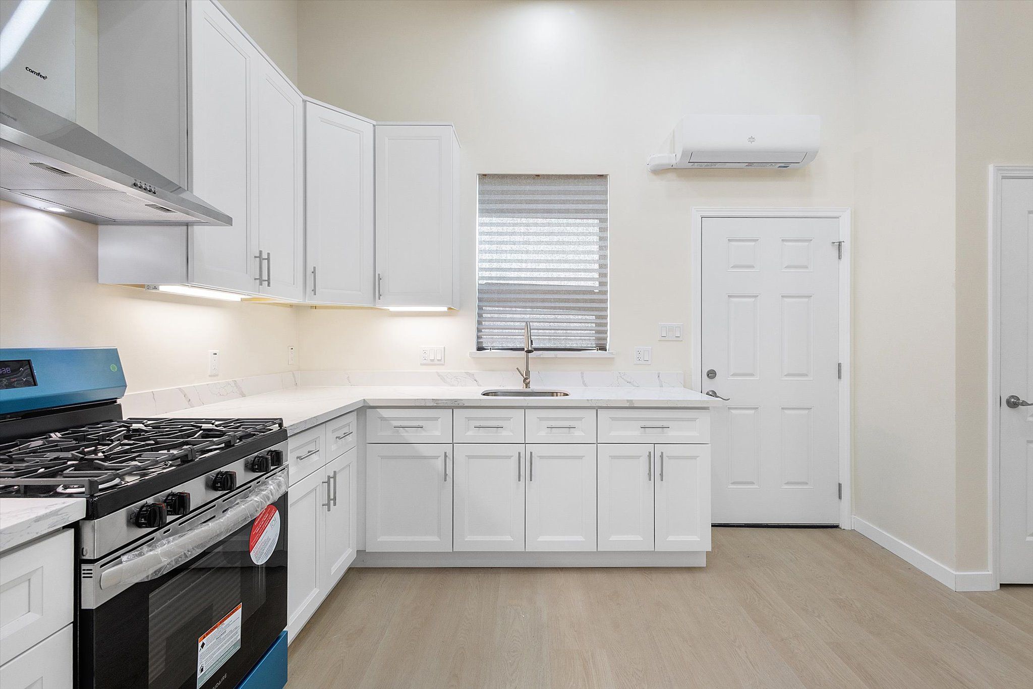 2417 San Jose Ave #1
