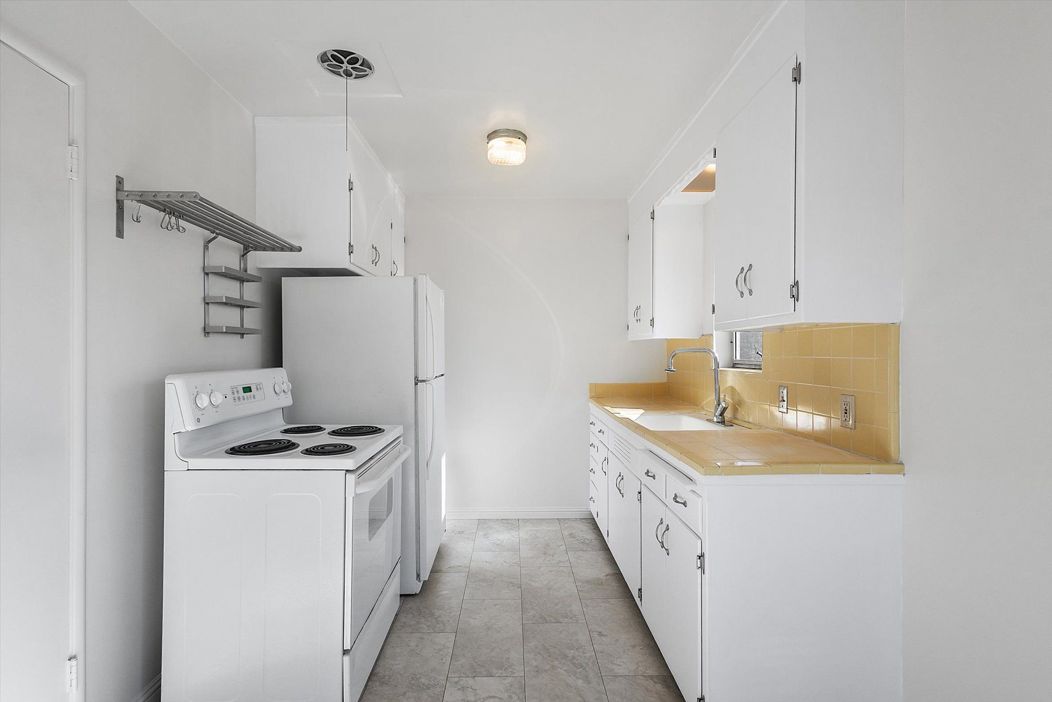 2145 Santa Clara Ave #C