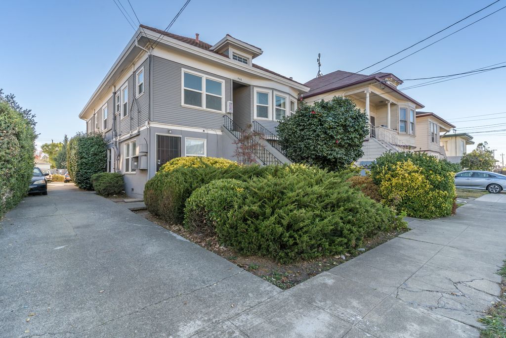 446 Pacific Ave  #C