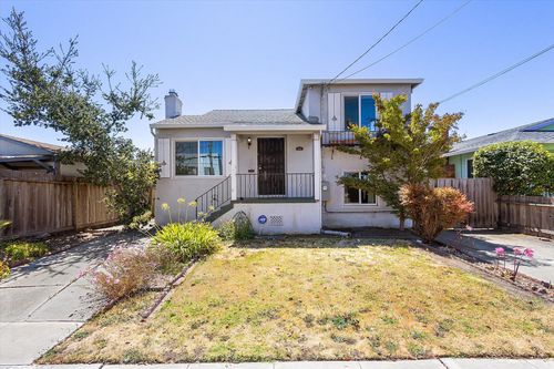 208 Pacific Ave