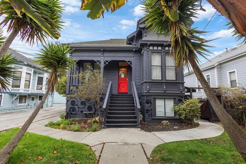 2108 San Antonio Avenue #3
